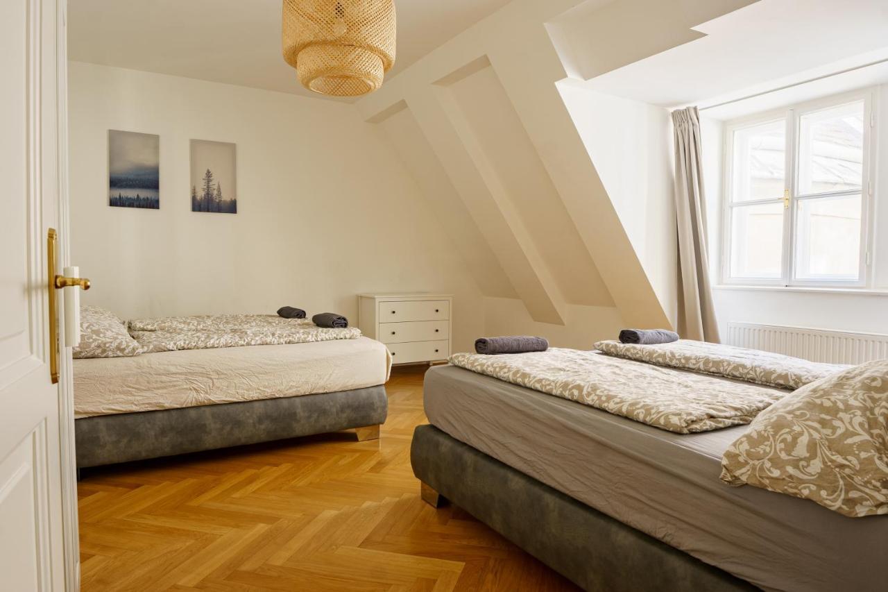 Comfort - Stephansdom Viena