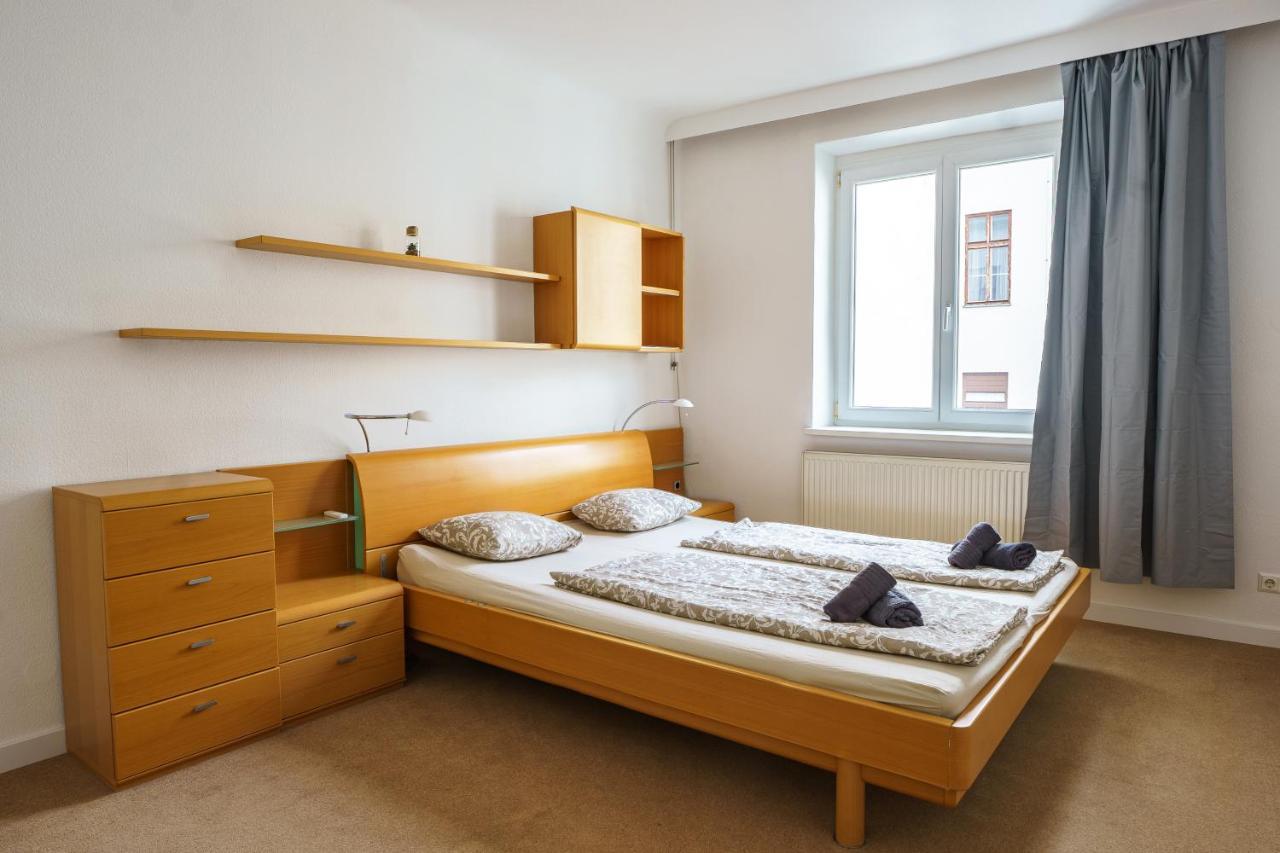 Comfort - Stephansdom * Viena